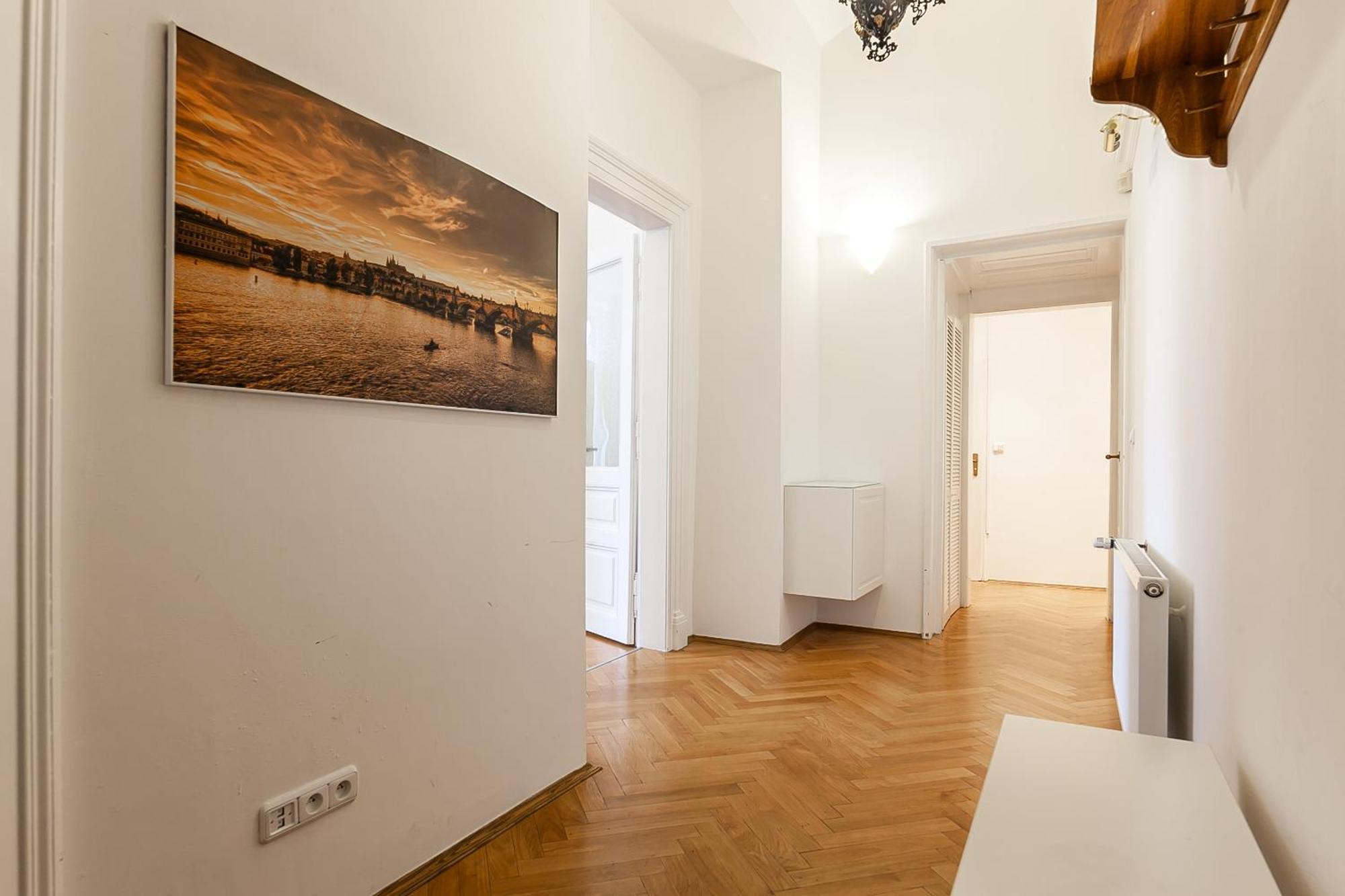 Royal Apartment By Charles Bridge View Of Saint Nicholas Church Πράγα Εξωτερικό φωτογραφία